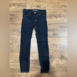 American Eagle Size 4 Short Jegging